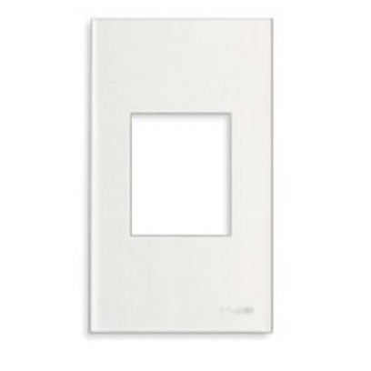Mặt Công Tắc Panasonic WEV680290SW Dòng Wide Dùng Cho Ổ Đơn 3 Chấu
