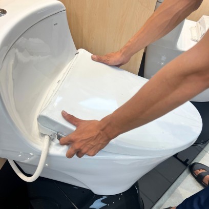 Dịch vụ lắp đặt nắp bồn cầu rửa cơ - TDM Tuấn Đức 