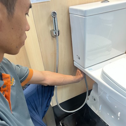 Lắp đặt vòi xịt vệ sinh nhanh chóng - TDM Tuấn Đức 