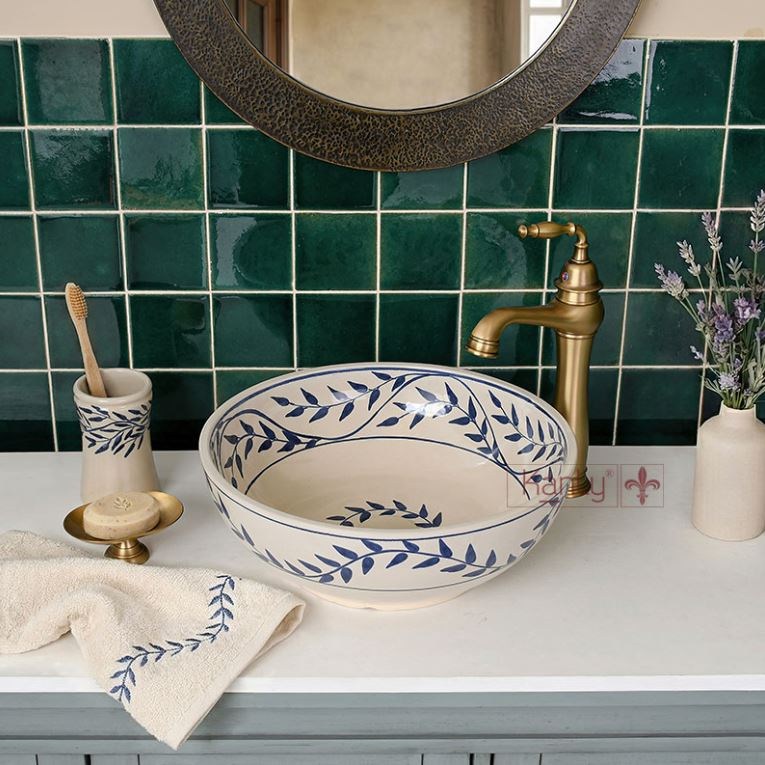 Hình ảnh thực tế vòi lavabo Kanly GCA14 đồng thau