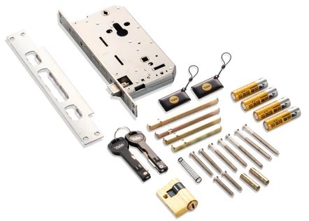 Chi tiết khóa điện tử Yale YDME 100NxT Black