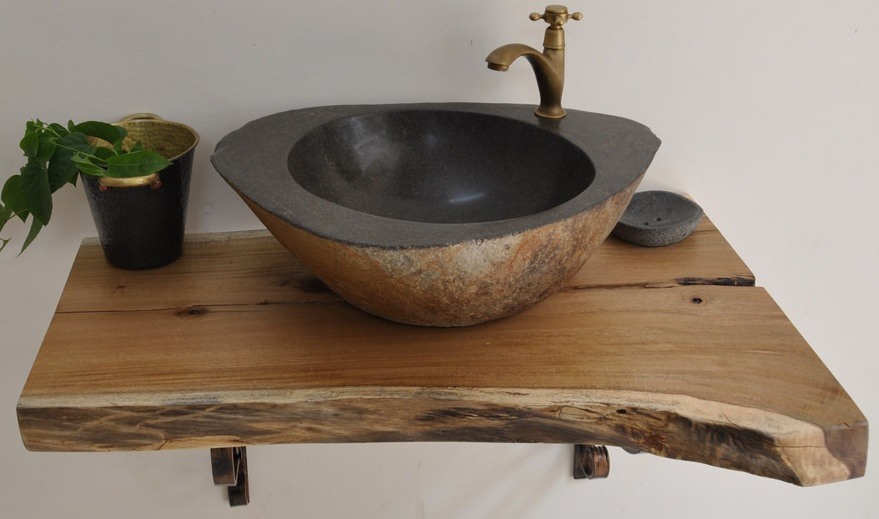 Hình thực tế bàn mặt gỗ tự nhiên đặt chậu lavabo Kanly FW05