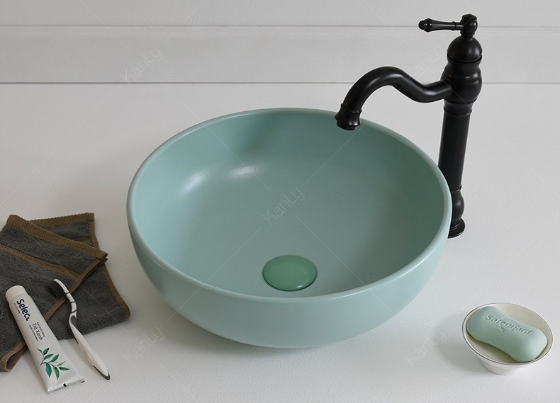 Hình ảnh thực tế lavabo rửa mặt Kanly đặt bàn SU516