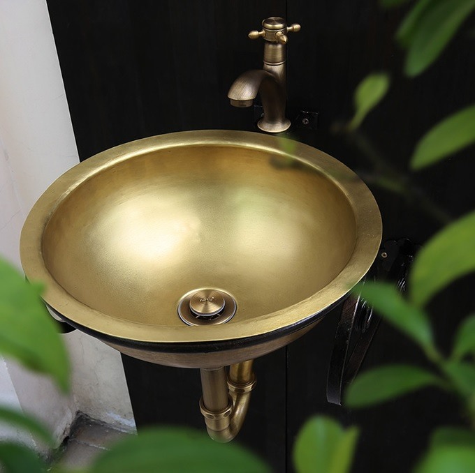 Hình ảnh thực tế chậu rửa mặt đồng thau Kanly RSC318V đặt bàn