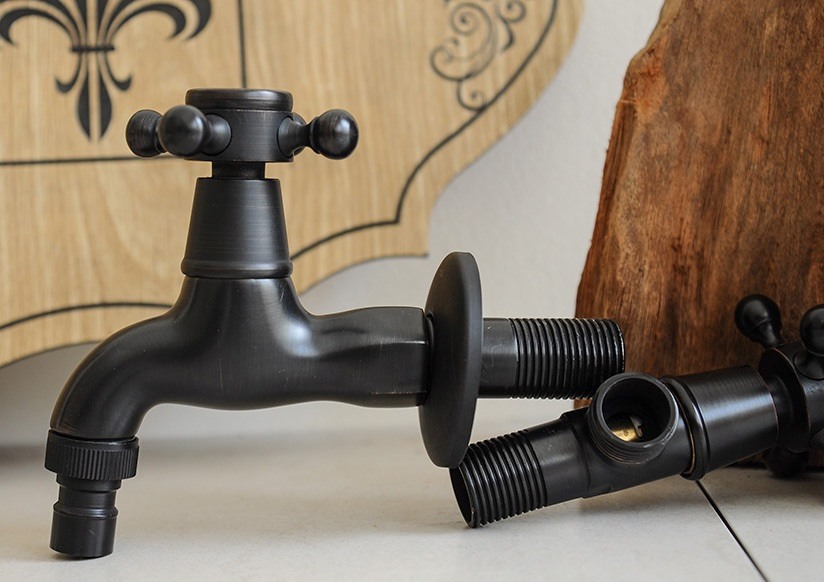 Hình thực tế vòi lạnh gắn tường Kanly GCT 01B