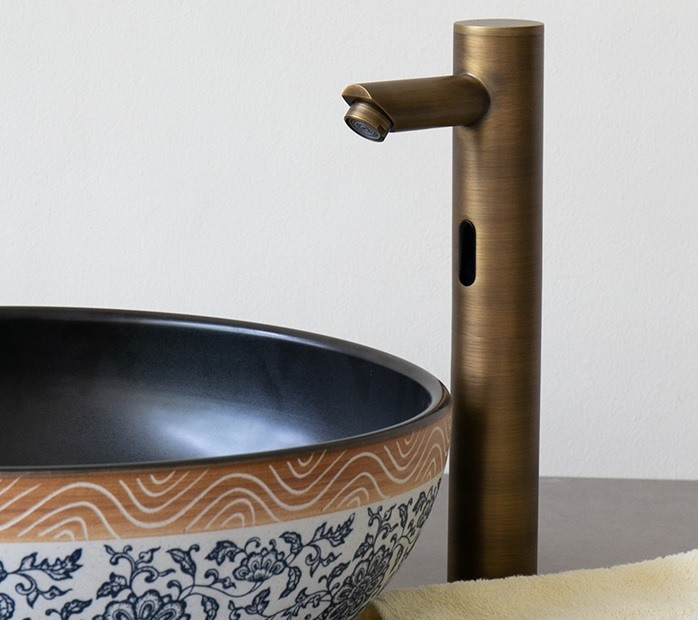 Hình ảnh thực tế vòi nước cảm ứng lavabo Kanly GCA C1