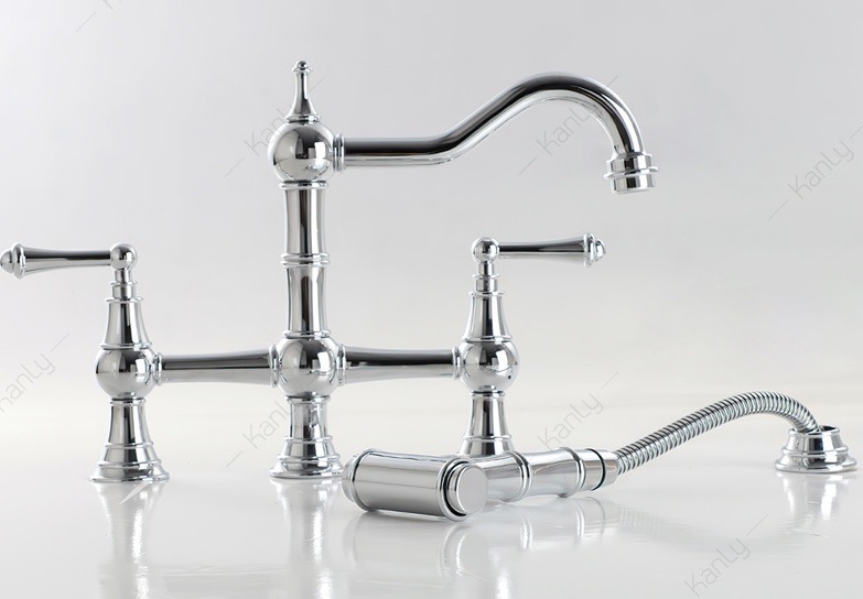 Hình ảnh thực tế vòi chậu rửa Kanly đồng thau CHB 09