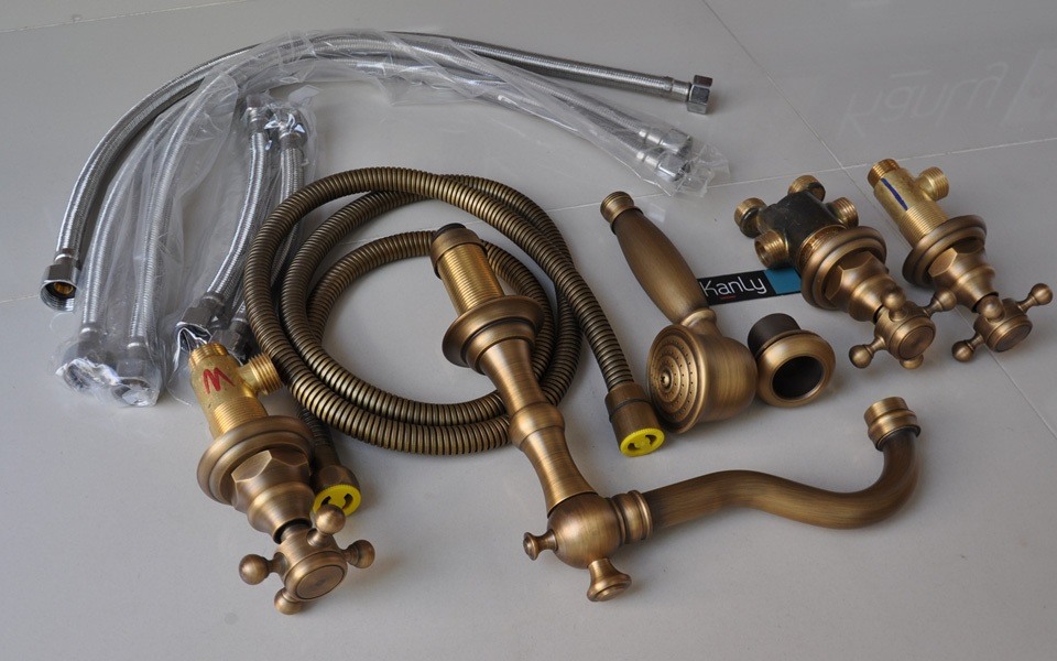 Hình ảnh thực tế vòi chậu rửa Kanly đồng thau GCB 08