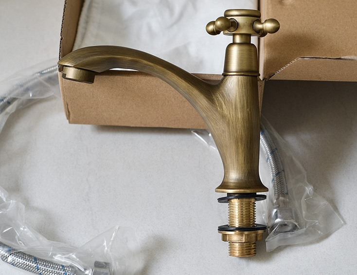 Hình ảnh thực tế vòi chậu rửa Kanly đồng thau GCV 109