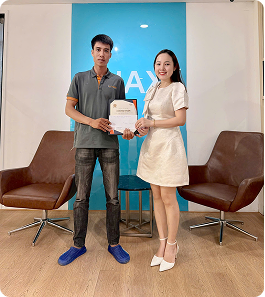 Hình ảnh vinh danh TDM Tuấn Đức