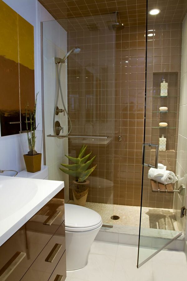 Thiết kế nhà nhỏ đẹp đơn giản với phòng tắm kính