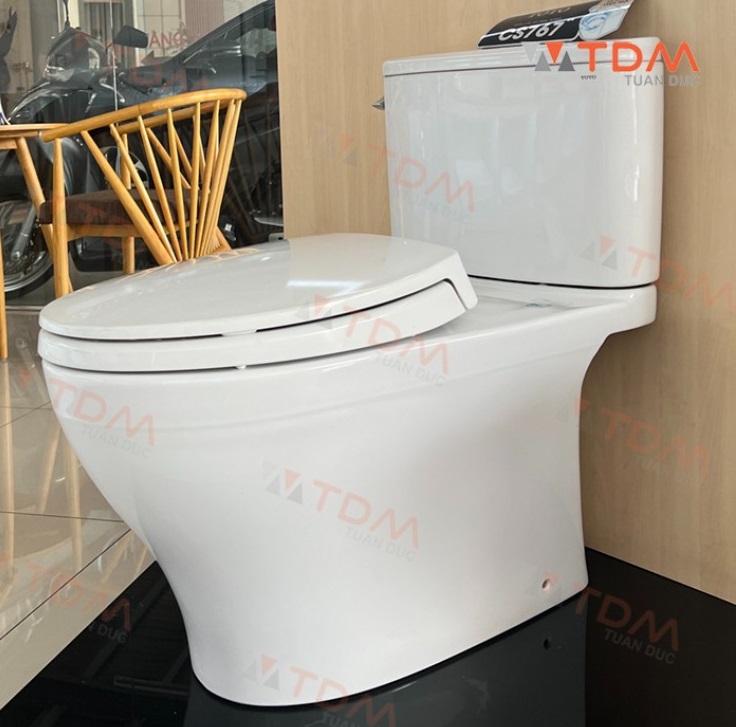 Bồn Cầu  2 khối TOTO CS767RT2